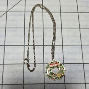 Vintage Christmas Wreath Necklace Pendant 1980s Preloved